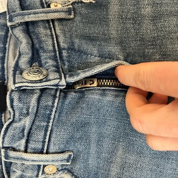 True Religion Women’s Casey Super Skinny Low Rise Jean - Picture 5 of 13